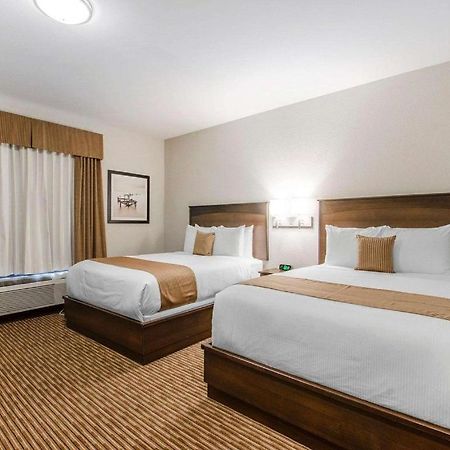 Royal Suites Estevan Екстер'єр фото