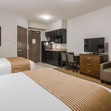 Royal Suites Estevan Екстер'єр фото